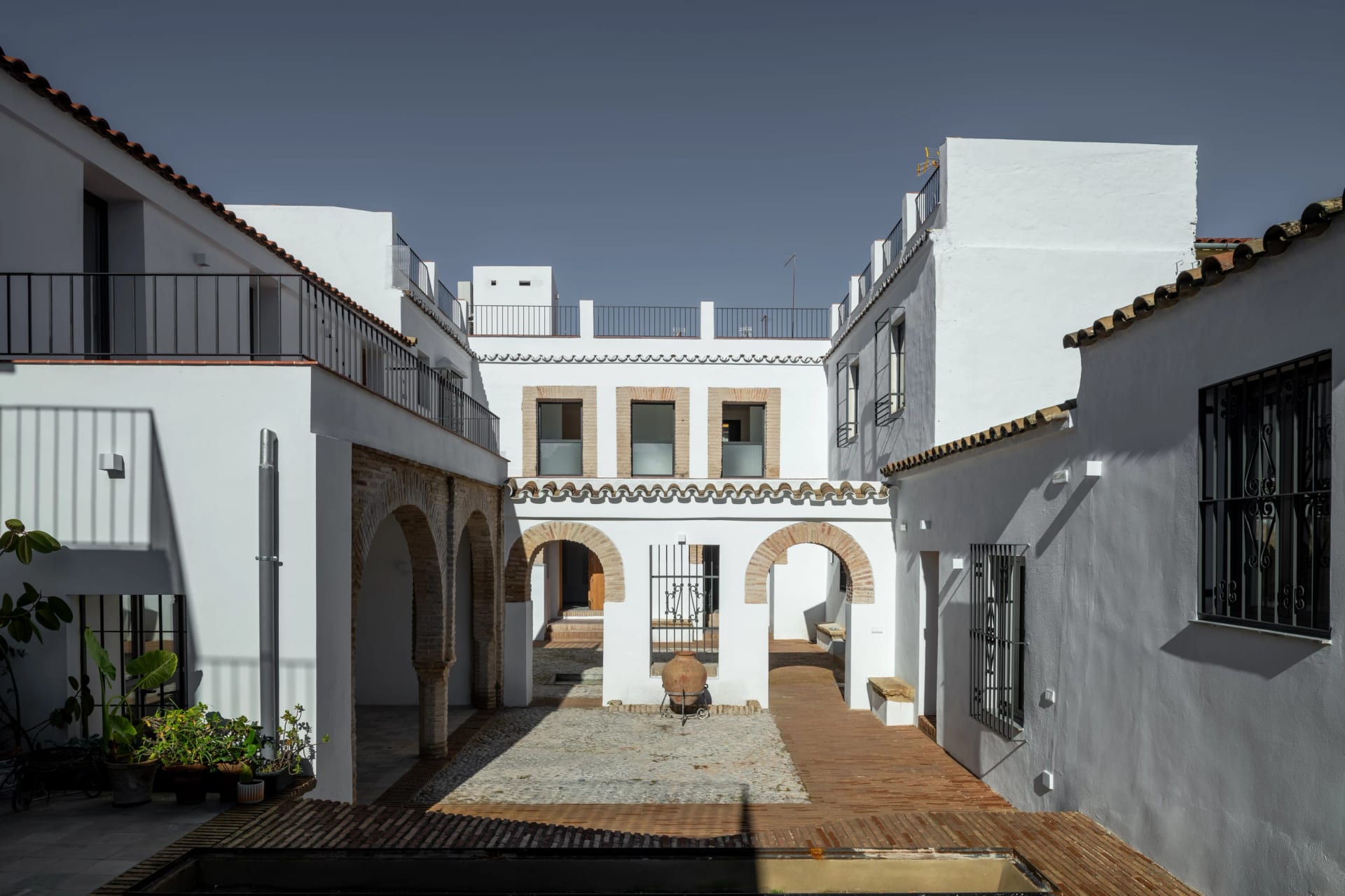 PAX Patios de la Axerquía: rehabilitación de casas-patio vacías a través de procesos cooperativos (revista PH, IAPH)